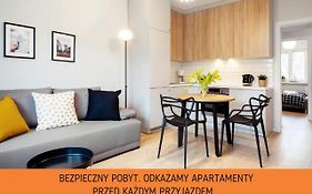 Apartments Warsaw Solidarności by Renters